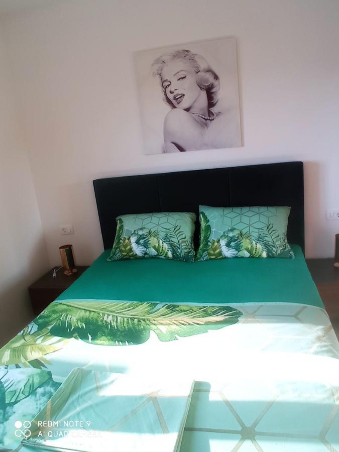 Apartman Smaragd Živogošće Extérieur photo