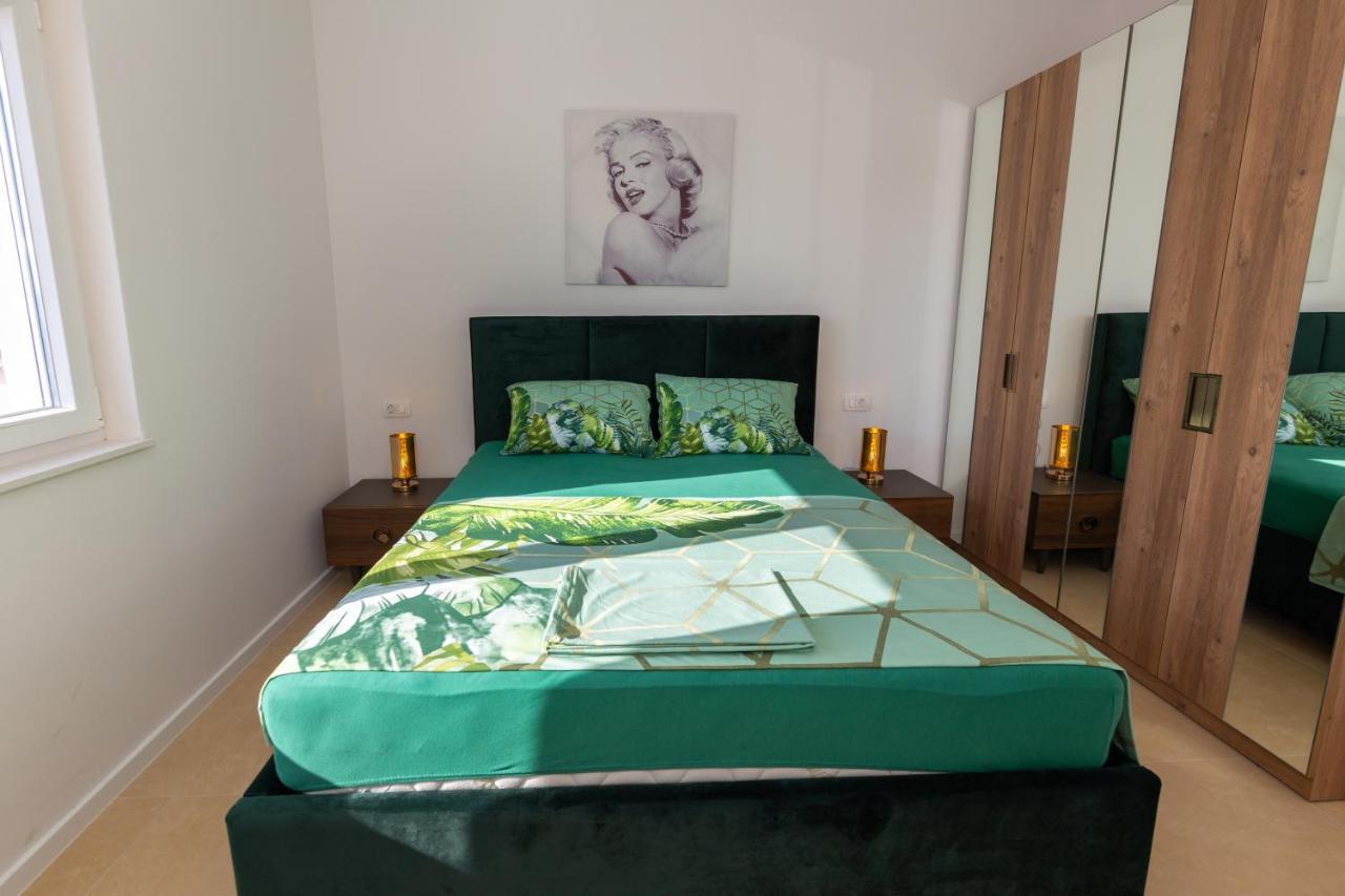 Apartman Smaragd Živogošće Extérieur photo